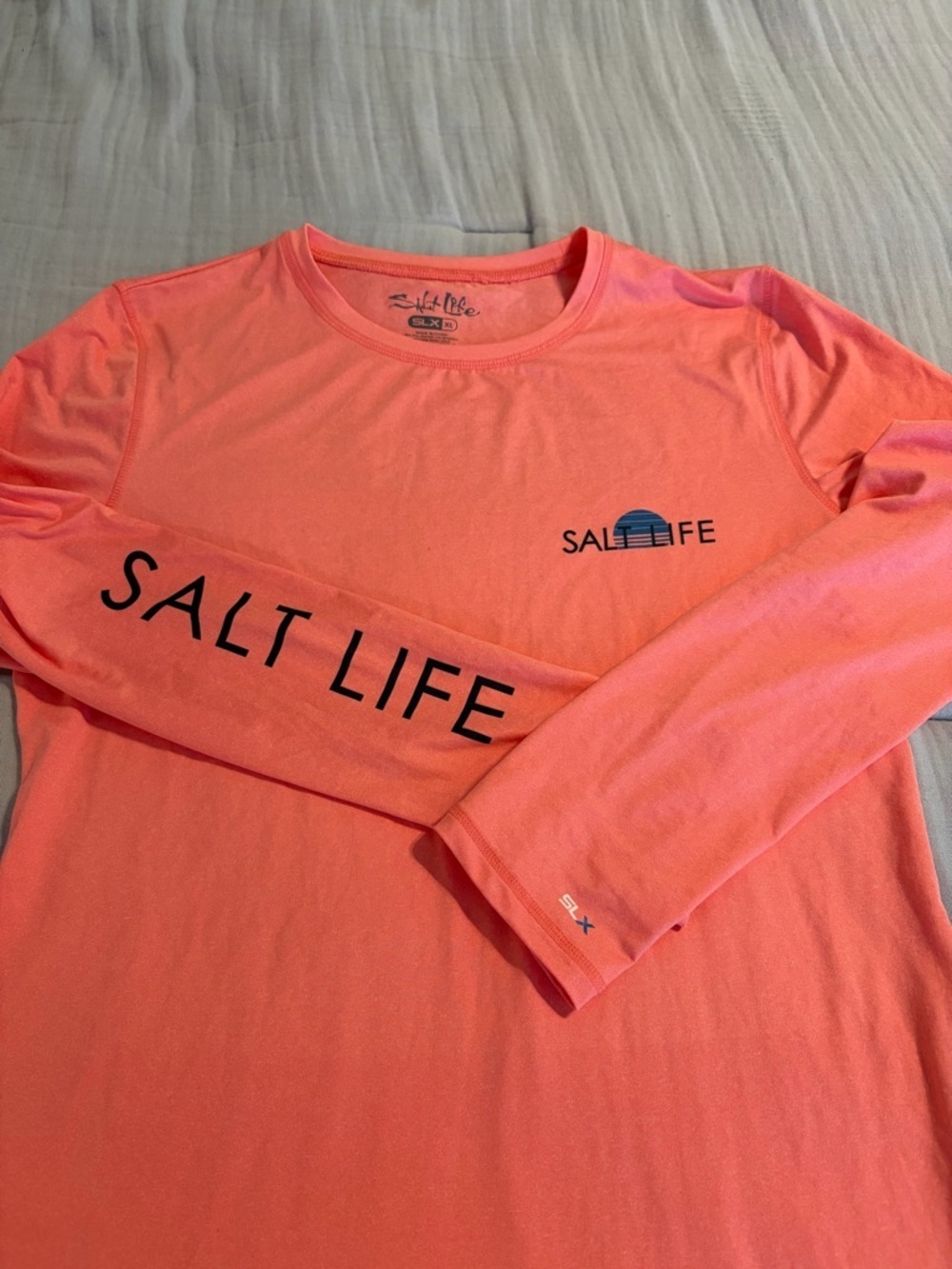 Salt Life Women’s Fitted Rashguard Coral Pink Long Sleeve Sz XL